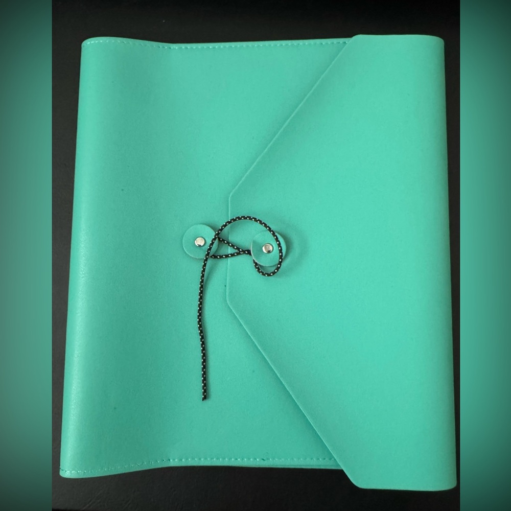 Plum Paper 7x9 Planner Portfolio